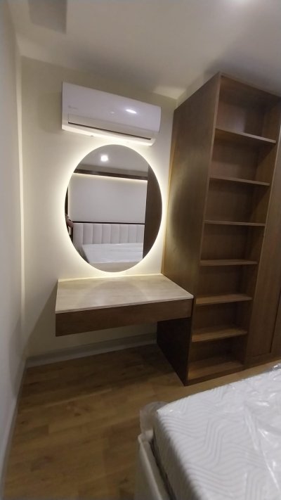 Makyaj Masası