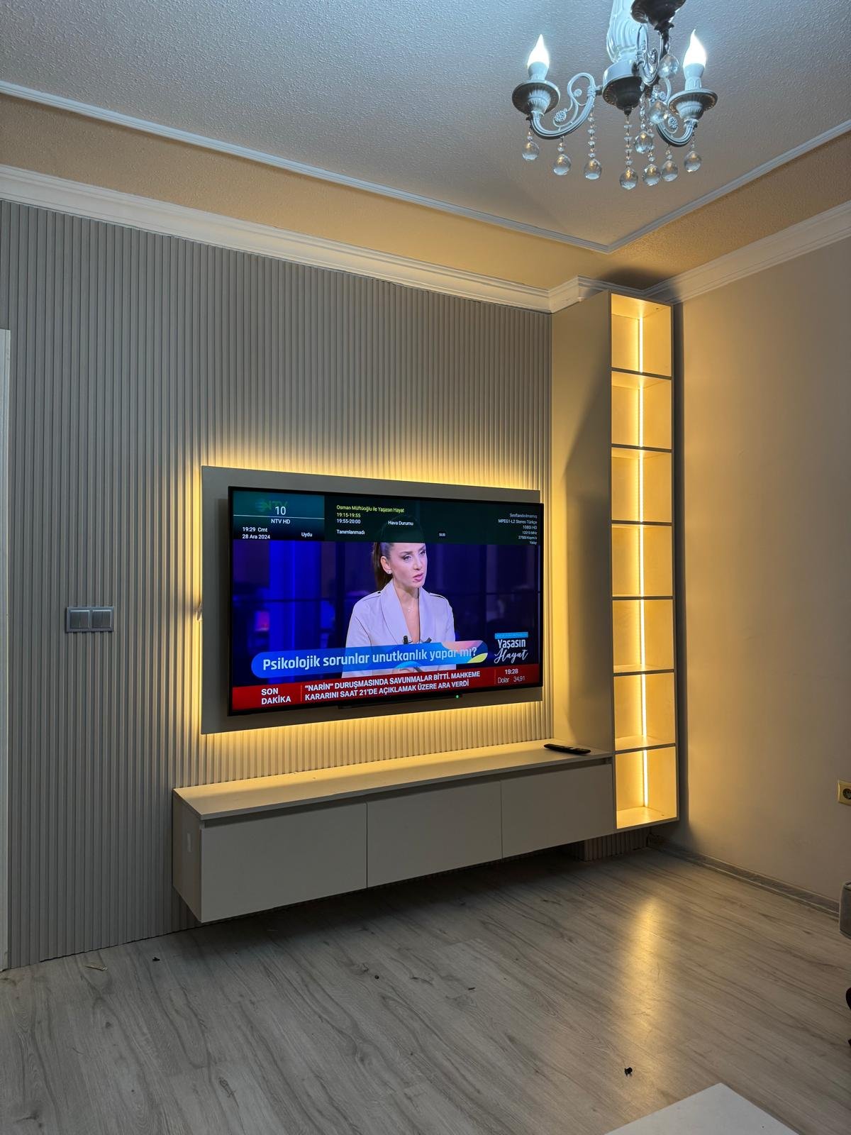 Ledli Lake Tv Ünitesi